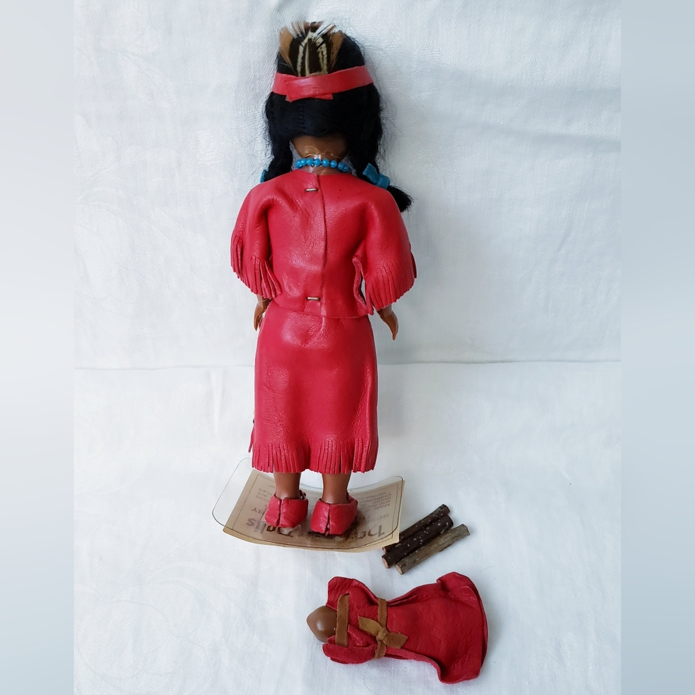 Antique Doll of Sioux Native American - Picture 2 of 4